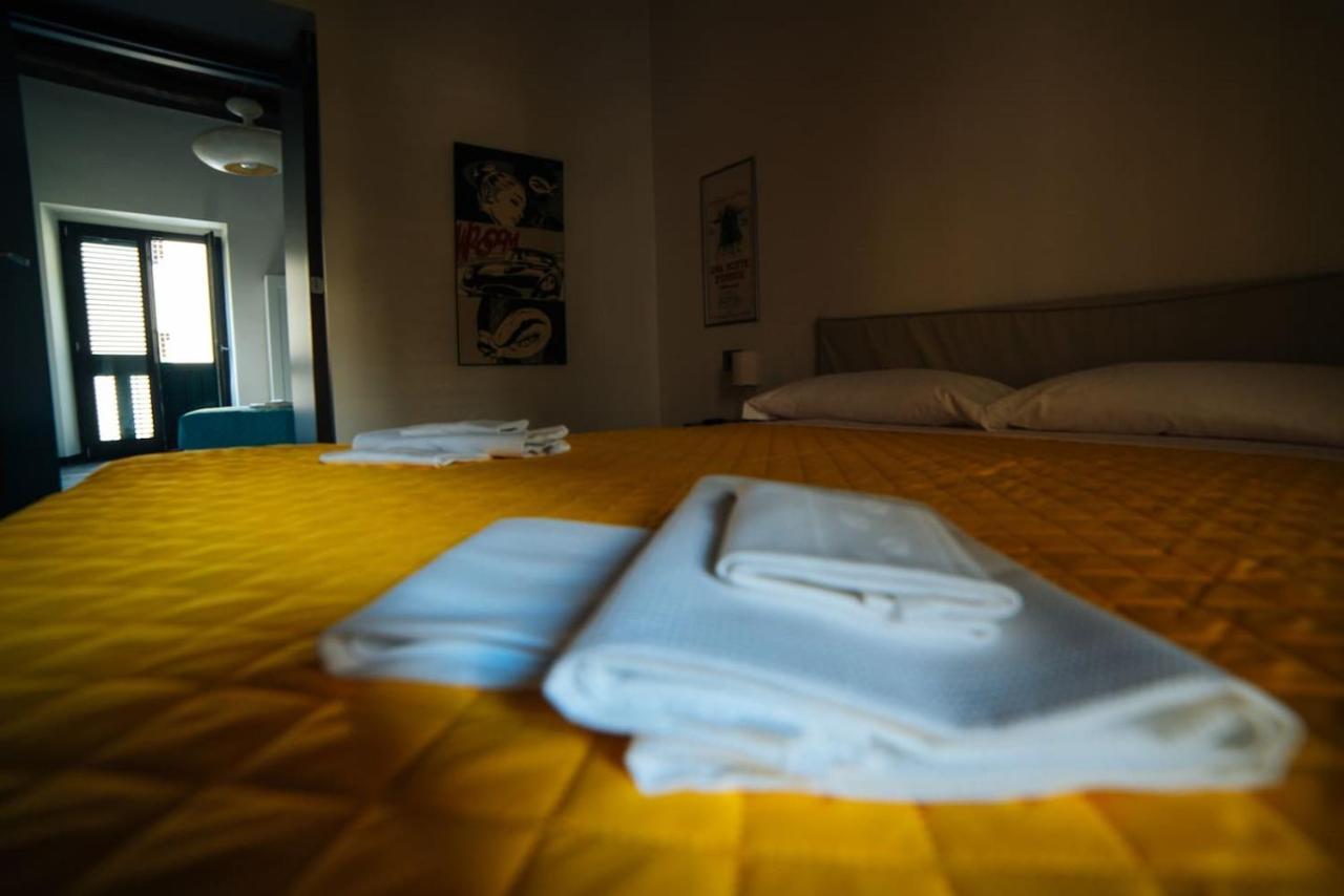 Domus Gisulfo Apartment Salerno Luaran gambar
