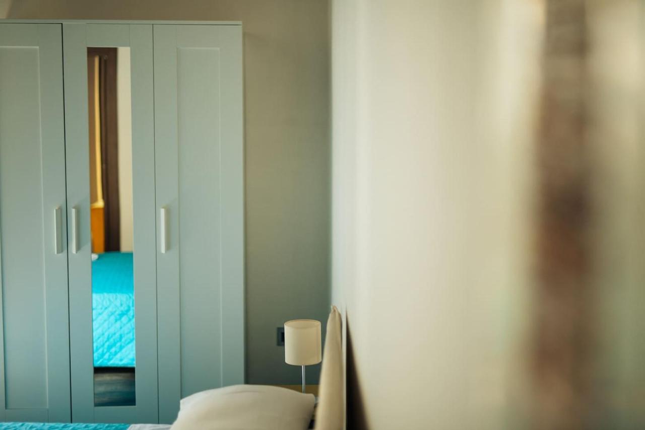 Domus Gisulfo Apartment Salerno Luaran gambar